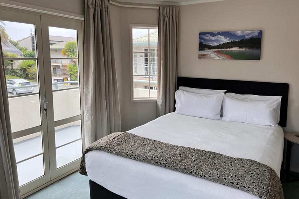 Silver Fern Rotorua Suites & Spa Esterno foto